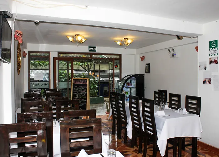 Illary Hotel 2*