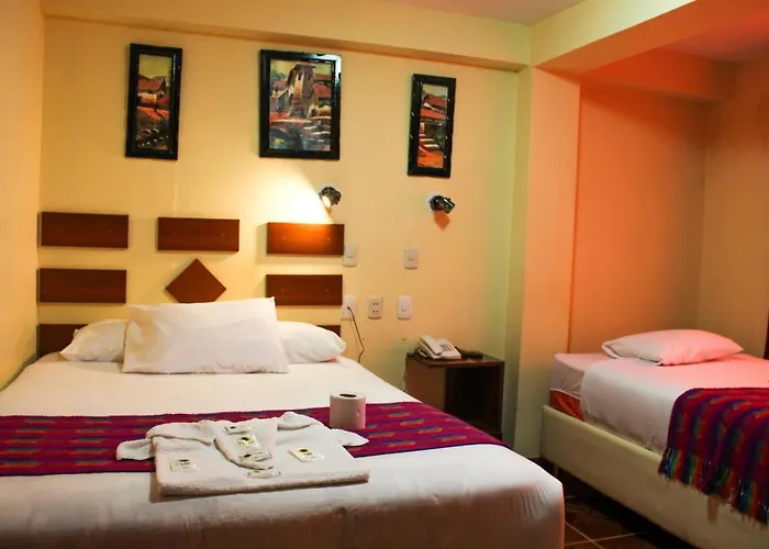 Illary Hotel 2*