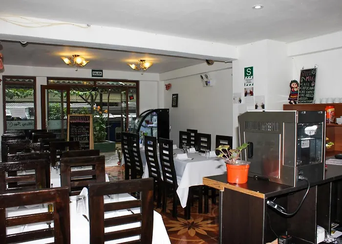 Illary Hotel